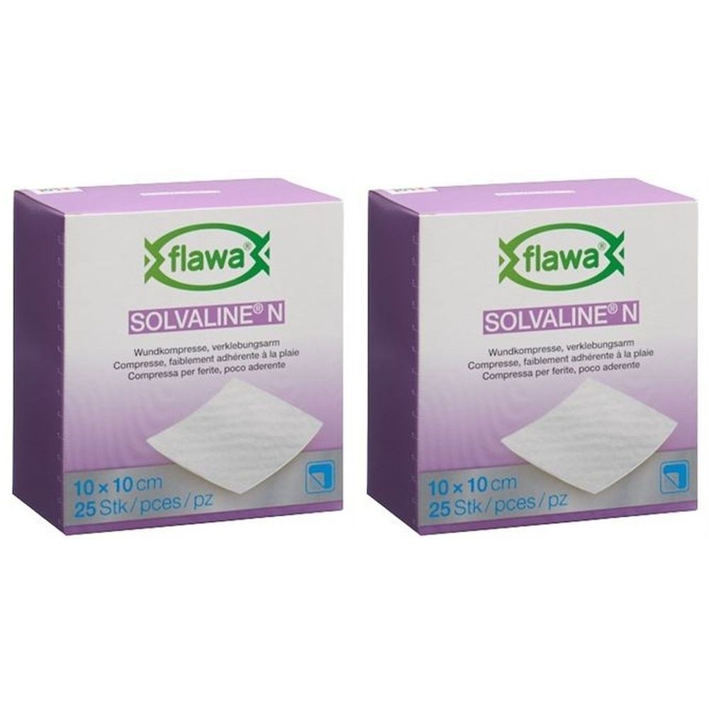 Zwei Kartons mit Flawa Solvaline N Kompressen. Aufdruck: 10x10 cm, 25 Stk. Logo: Flawa. Text: Wundkompresse, verklebungsarm.