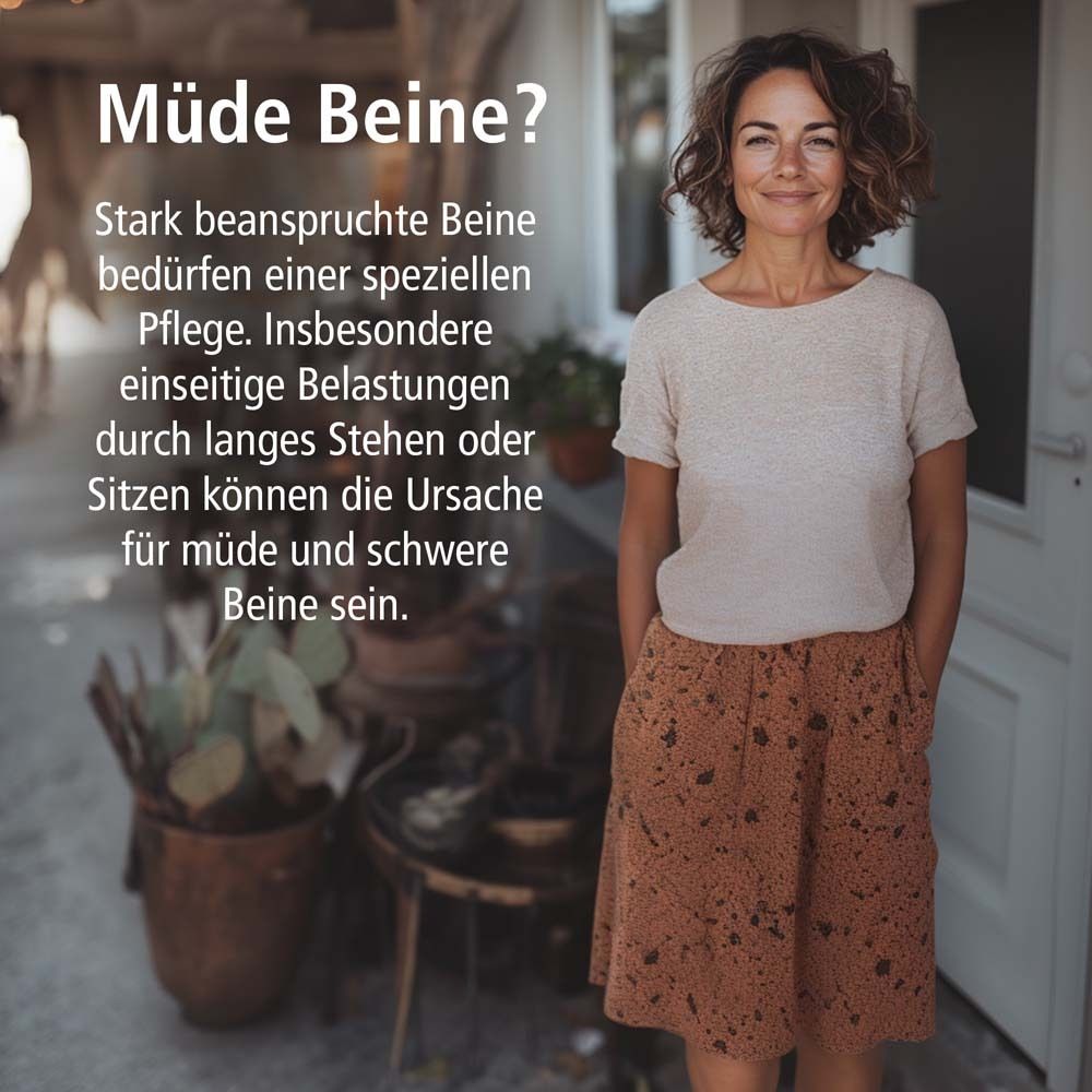 Femme devant une porte. Texte: Jambes fatiguées ? Les jambes sollicitées nécessitent des soins. Cause des jambes fatiguées.