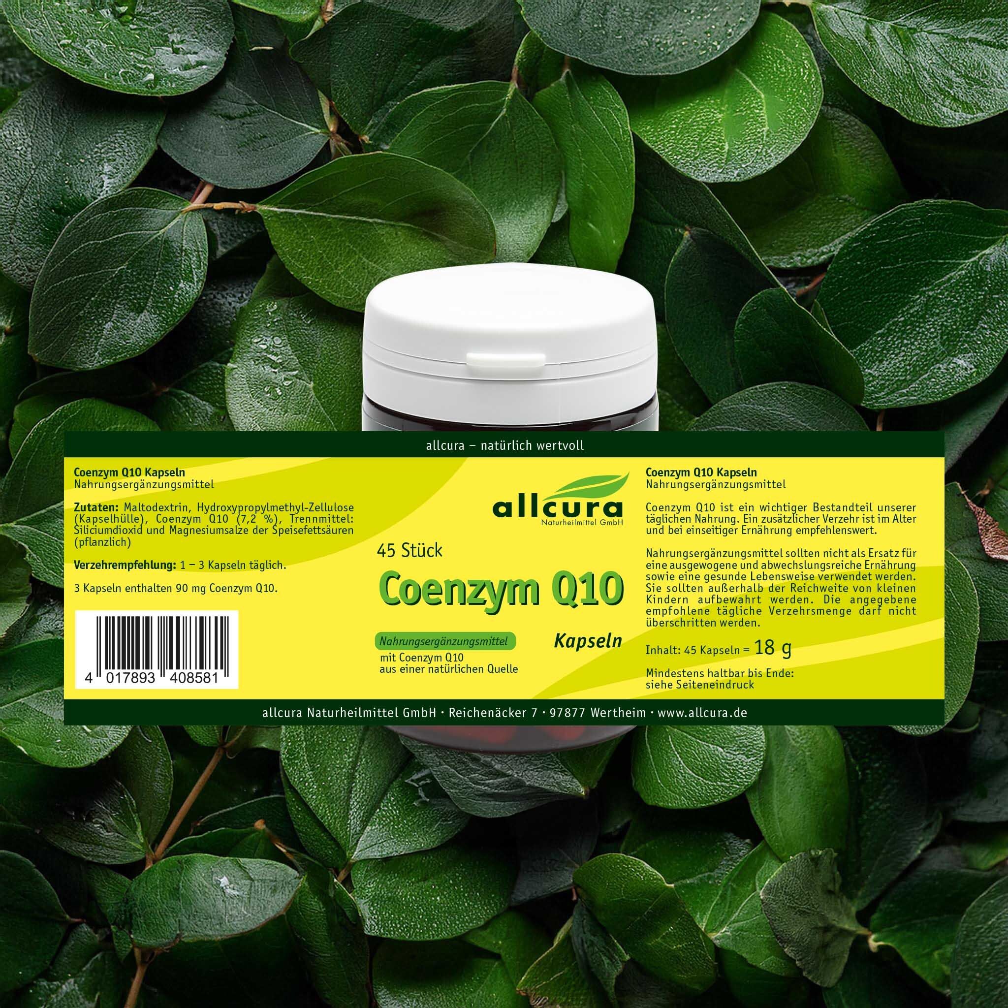 Weiße Dose mit grünem Etikett, umgeben von grünen Blättern. Aufschrift: allcura Coenzym Q10 Kapseln, 45 Stück, 18g.