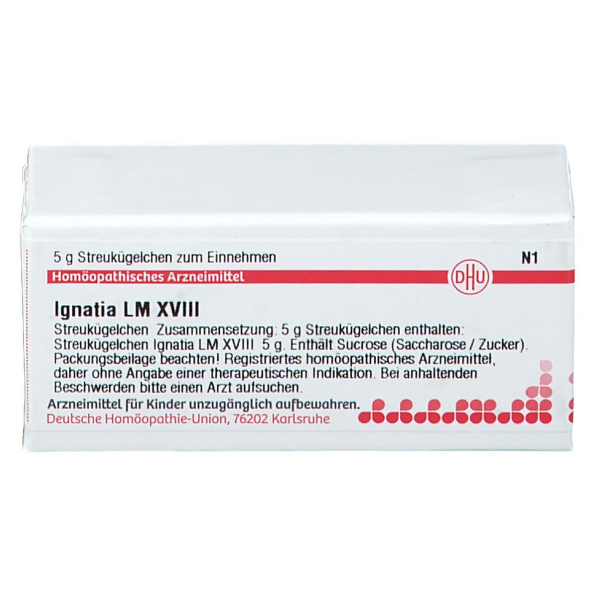 Boîte rectangulaire blanche avec texte rouge et logo DHU. Inscription: Ignatia LM XVIII, 5 g globules. Soumis à prescription.