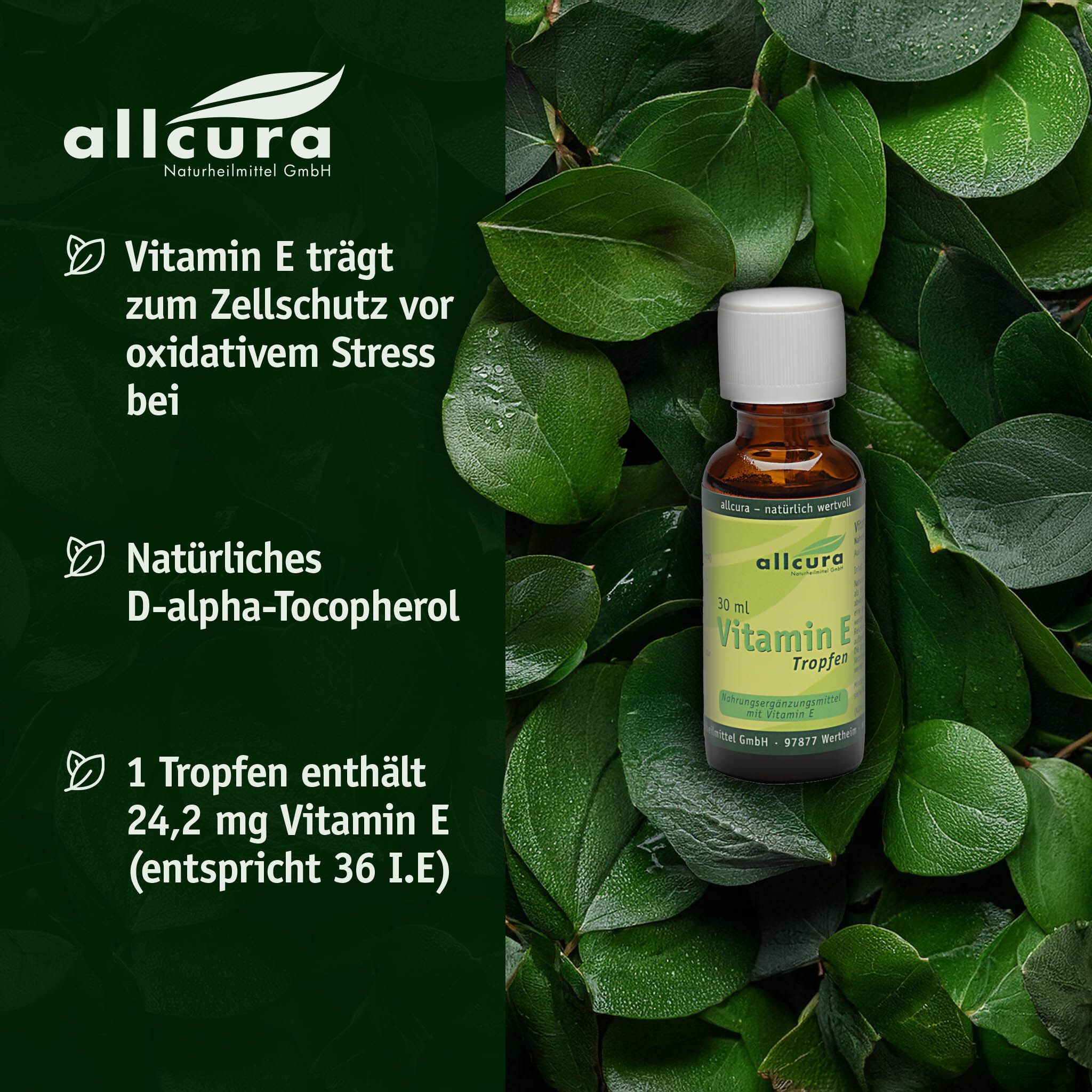 Flacon de Vitamin E Tropfen sur fond vert. Texte : Vitamin E contribue à la protection cellulaire. D-alpha-Tocophérol naturel.