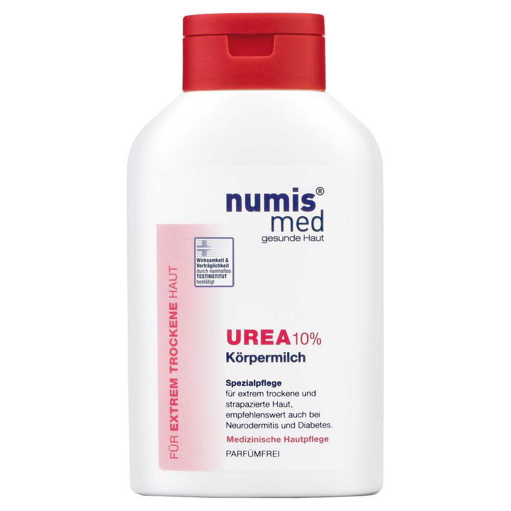 Weiße Flasche mit rotem Deckel. Aufschrift: numis med, UREA 10% Körpermilch. Für extrem trockene Haut. Medizinische Hautpflege.