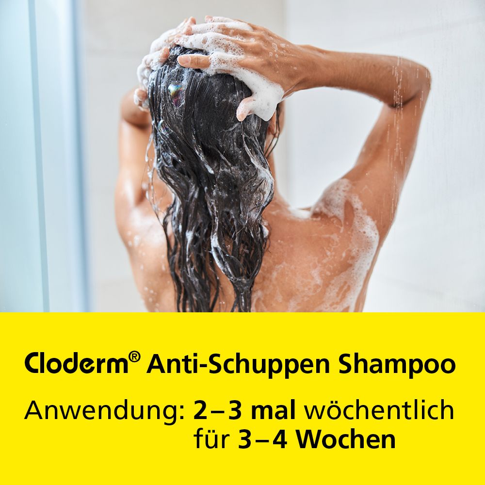 Personne se lave les cheveux. Fond jaune avec texte : Cloderm® Shampooing antipelliculaire. Utilisation : 2-3 fois par semaine.