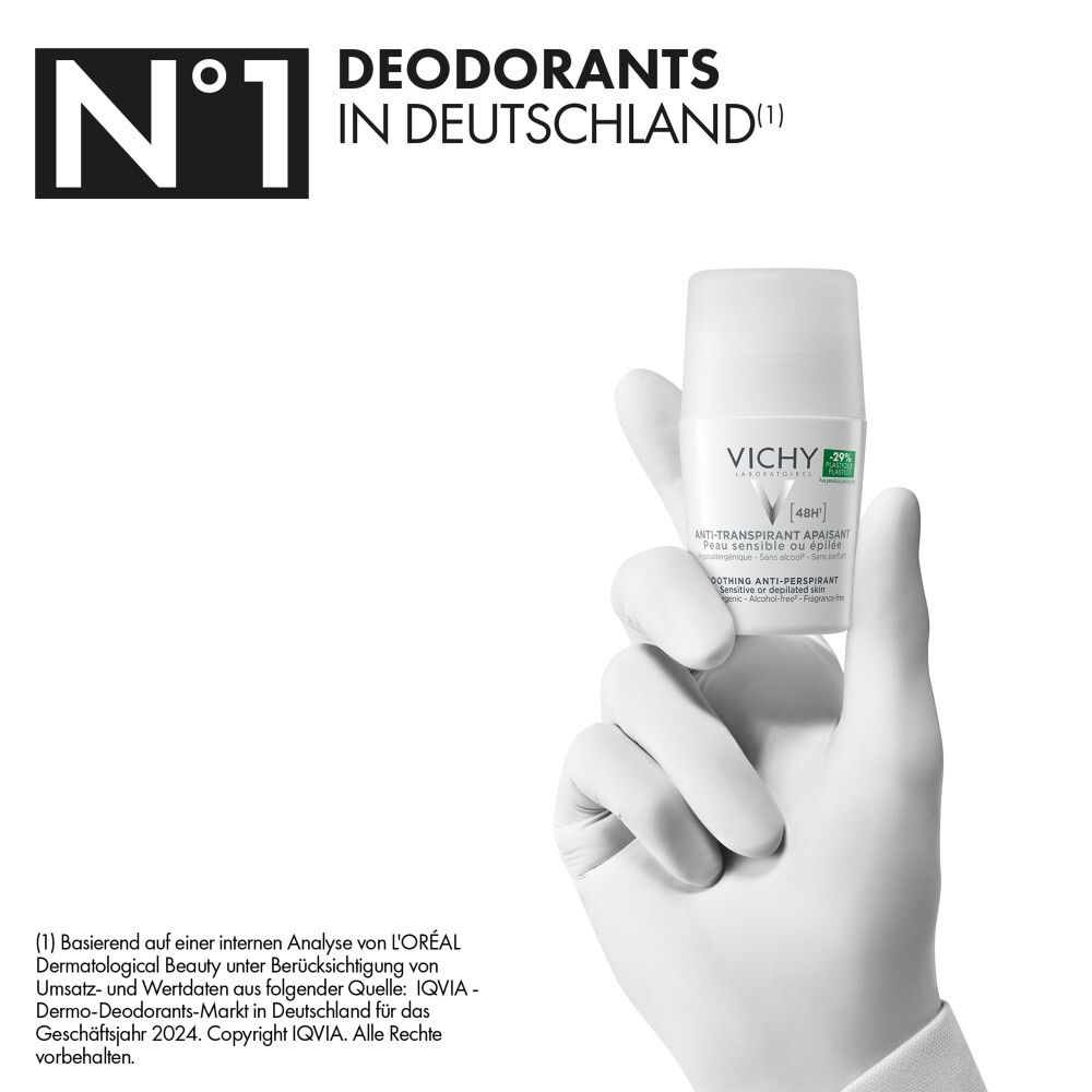 Hand hält weißen Roll-on-Deo. Text: Nr. 1 Deodorants in Deutschland. Vichy-Logo sichtbar.