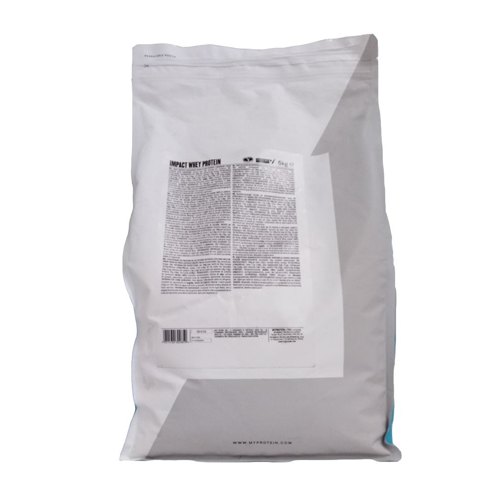 MyProtein Impact Whey Protein Strawberry Cream