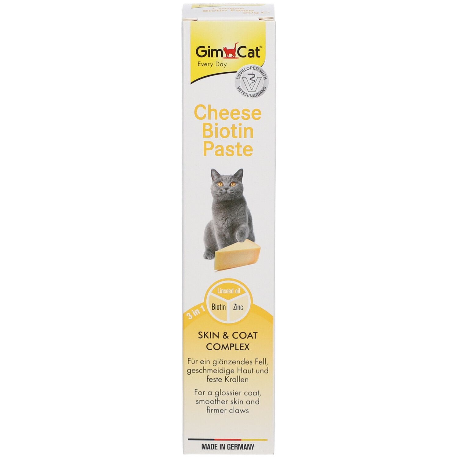 Emballage GimCat Cheese Biotin Paste. Inscription: Cheese Biotin Paste, Linseed Oil, Biotin, Zinc, Skin & Coat. Chat avec fromage.