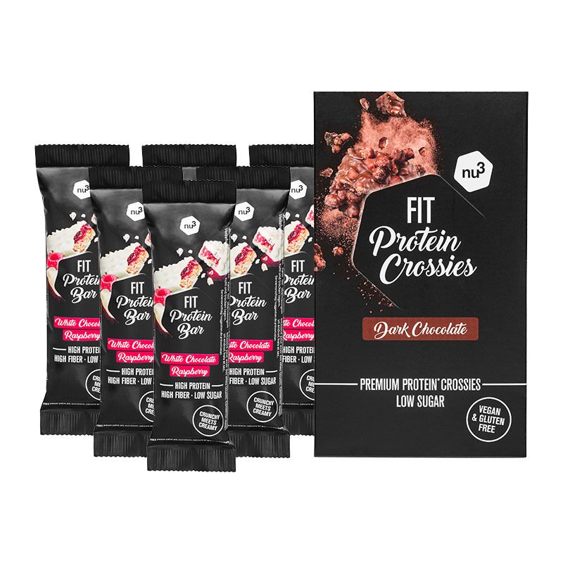 Six barres protéinées et une boîte de Fit Protein Crossies. Barres à la framboise et chocolat blanc. Boîte de chocolat noir.