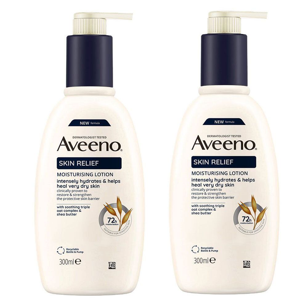 Deux flacons blancs Aveeno Skin Relief Lotion avec pompe. Inscription : Skin Relief, lotion hydratante.