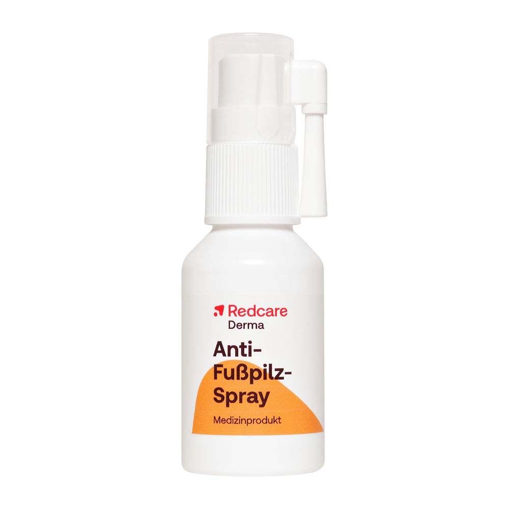 Eine weiße Flasche Redcare Derma Anti-Fußpilz-Spray mit Sprühkopf. Produktname und Logo sichtbar.