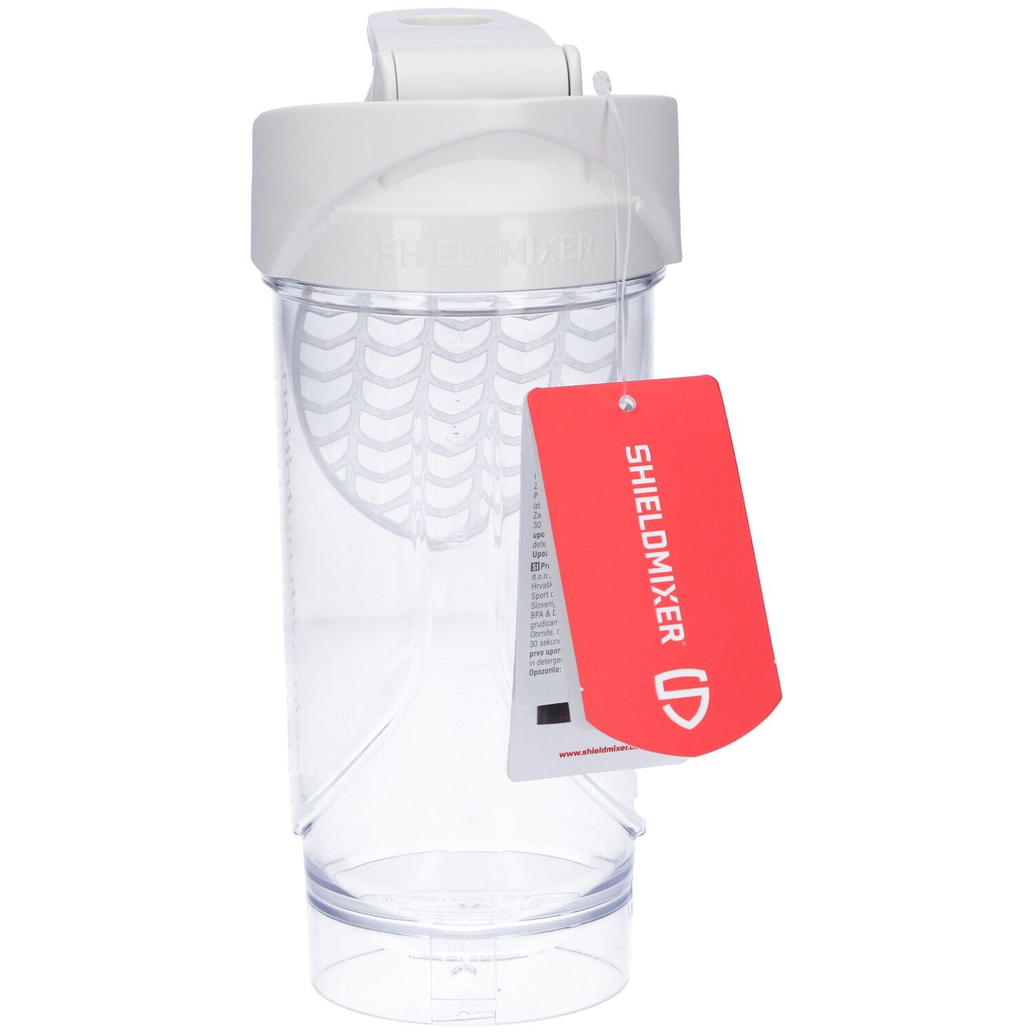 Weißer Shaker mit weißem Deckel. Transparenter Behälter. Rotes Etikett mit Text. Ohne Mixball.