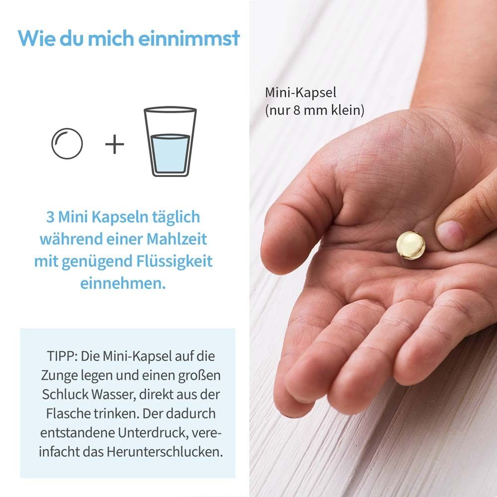 Hand mit Mini-Kapsel. Glas Wasser daneben. Text: Einnahme: 3 Mini-Kapseln täglich mit Flüssigkeit.