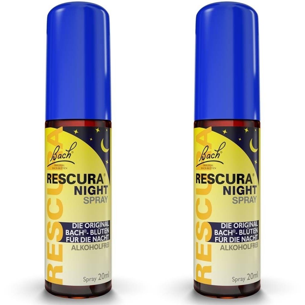 Zwei Sprühflaschen mit blauem Deckel. Aufschrift: RESCURA NIGHT SPRAY, Bach-Blüten, alkoholfrei. Gelber Hintergrund mit Mond und Sternen.