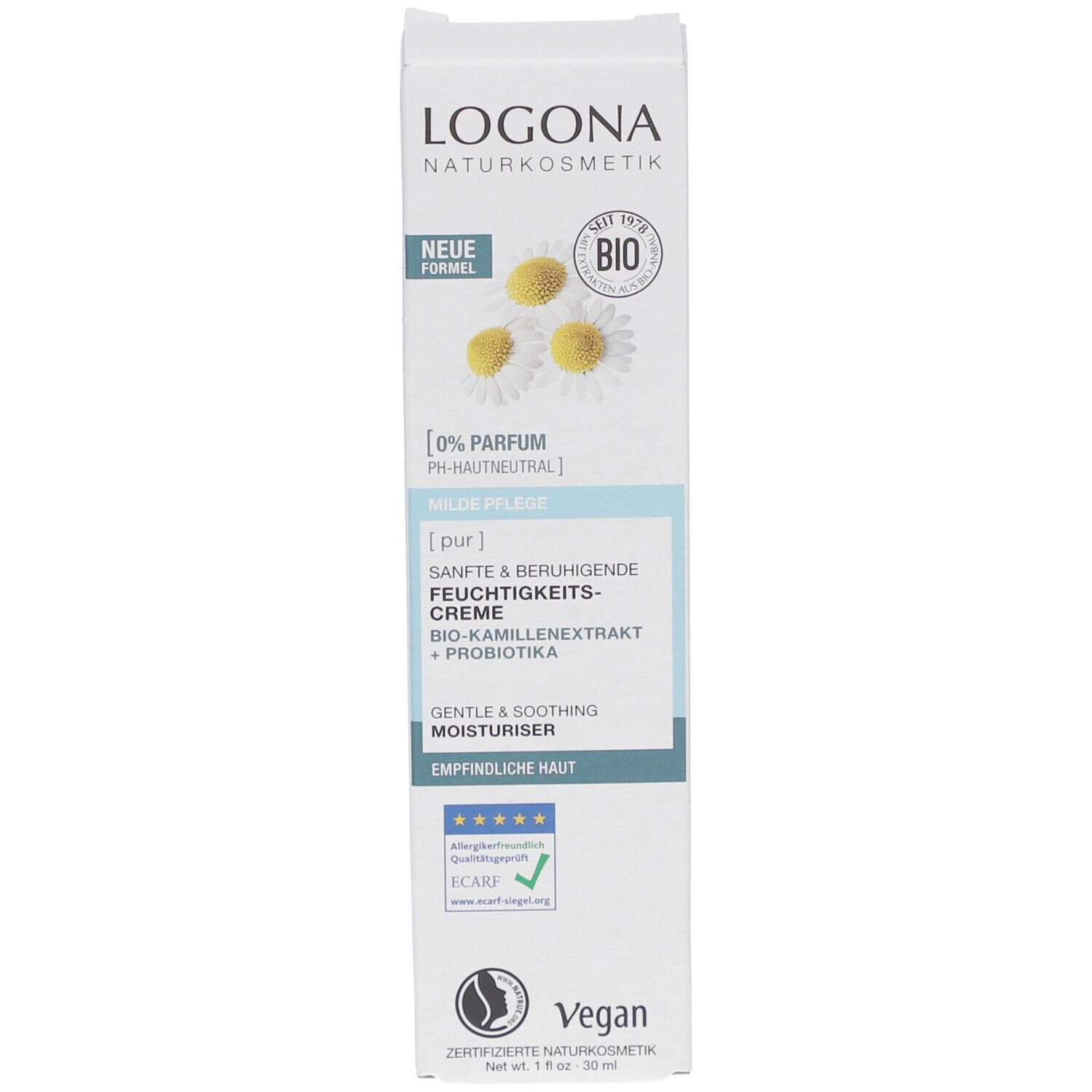 Emballage en carton avec logo LOGONA, fleurs de camomille et texte. Vegan, peaux sensibles. Avec labels.