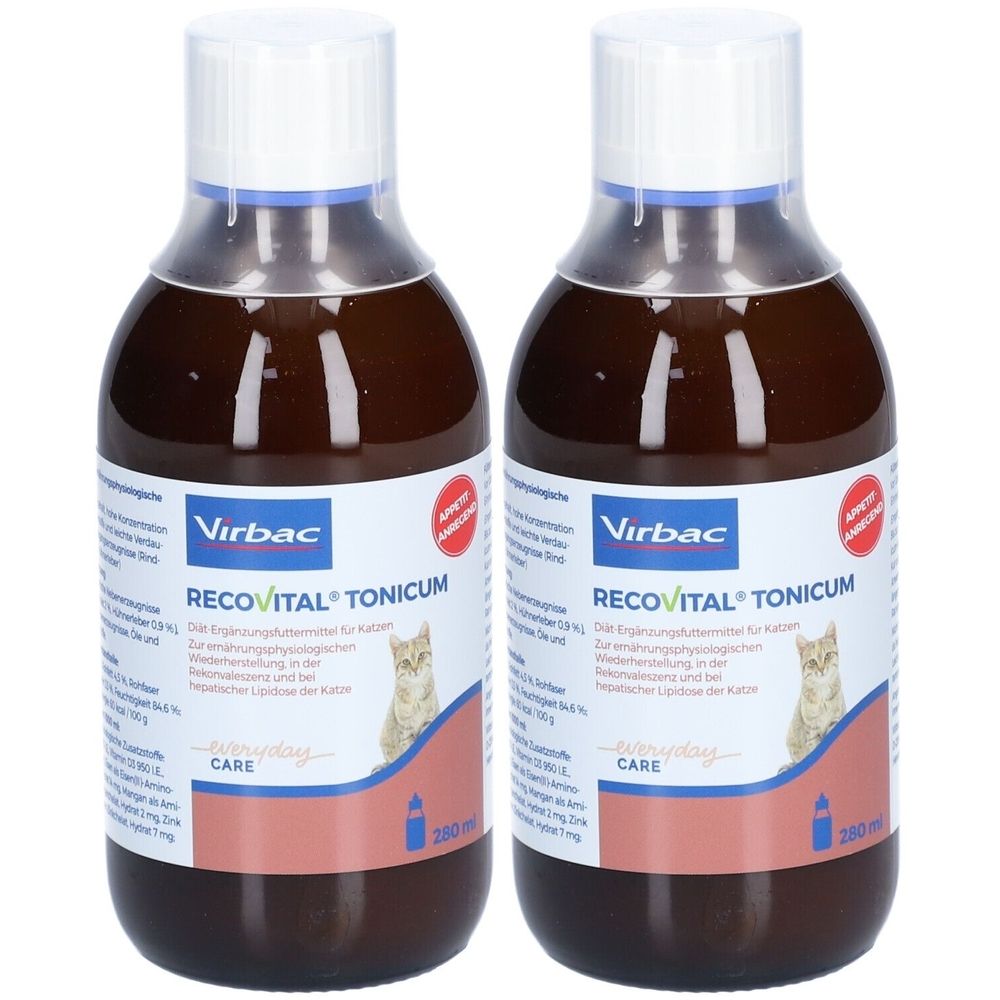 Deux flacons de RECOVITAL TONICUM pour chats. Liquide brun dans des bouteilles transparentes avec bouchon blanc. Étiquette avec logo et chat.