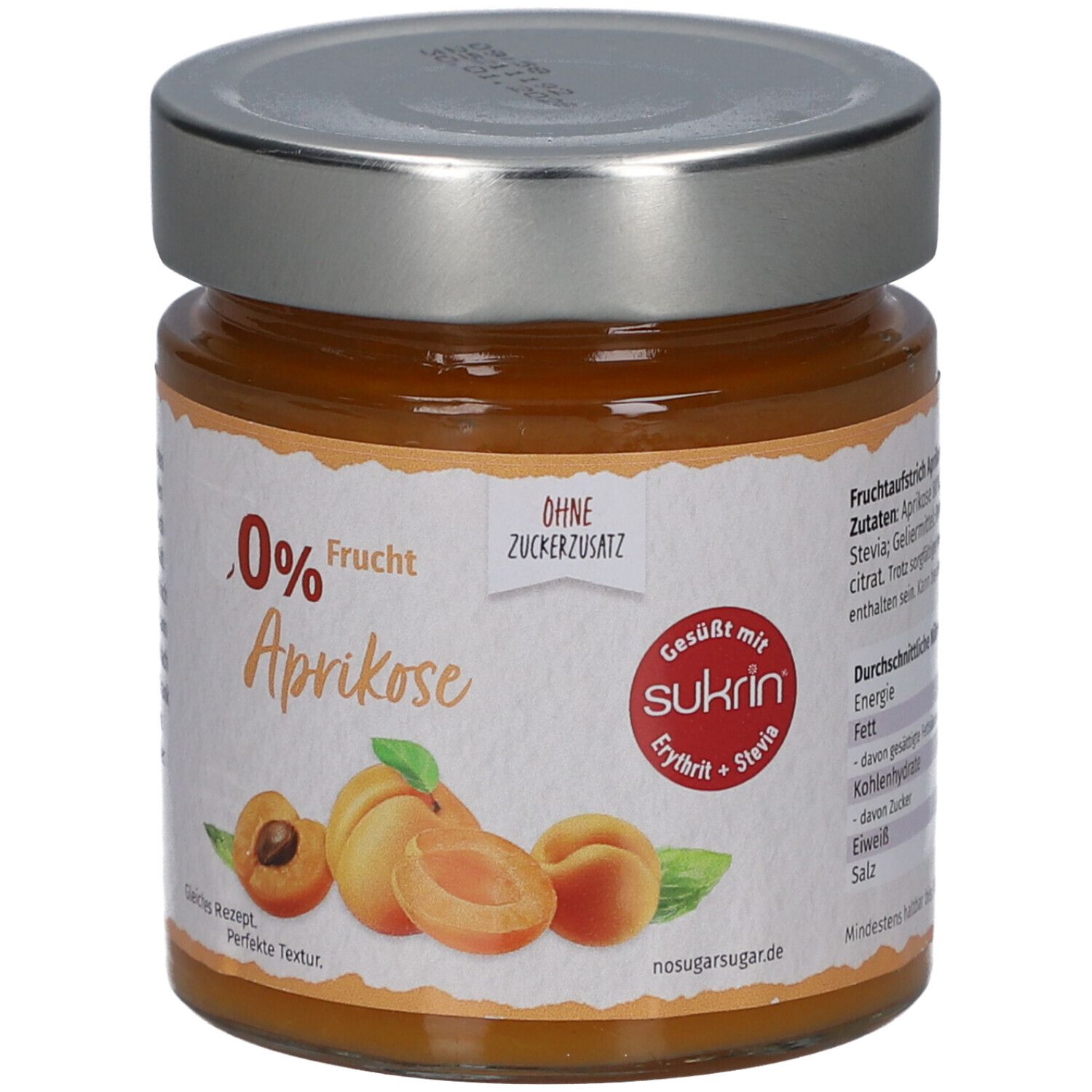 Pot de confiture d'abricots. Étiquette avec "0% Frucht Aprikose" et illustrations d'abricots. Couvercle argenté.