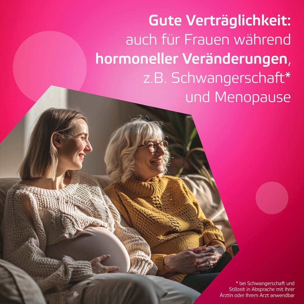Zwei Frauen sitzen auf einem Sofa. Text: Gute Verträglichkeit: auch für Frauen während hormoneller Veränderungen, z.B. Schwangerschaft und Menopause.