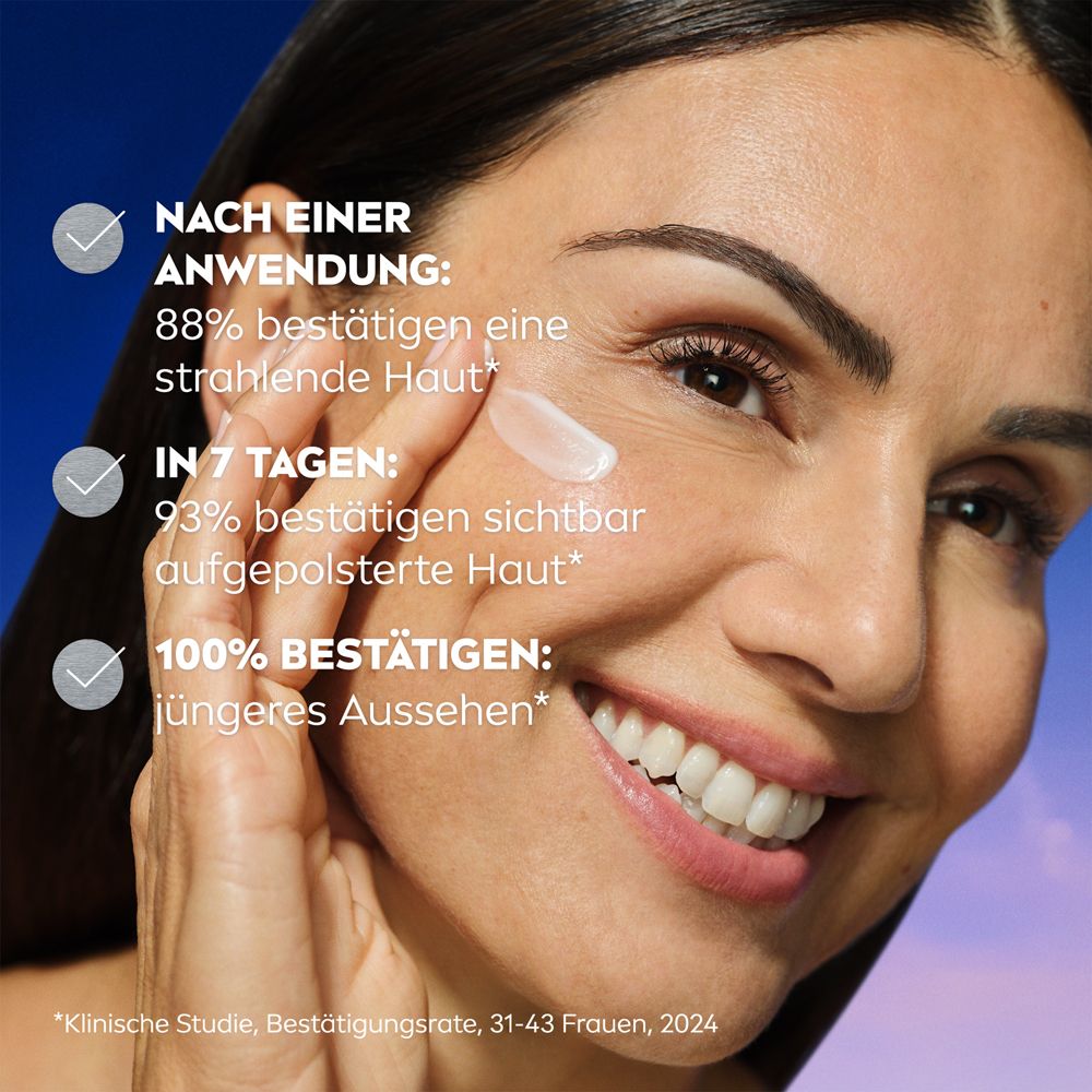 Frau trägt NIVEA Cellular Epigenetics Serum auf. Klinische Studien zeigen verbesserte Haut.