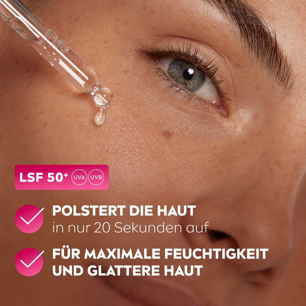 NIVEA CELLULAR Expert Filler Serum Fluid LSF 50+ auf Haut aufgetragen, mit Text zu polsternder Wirkung.