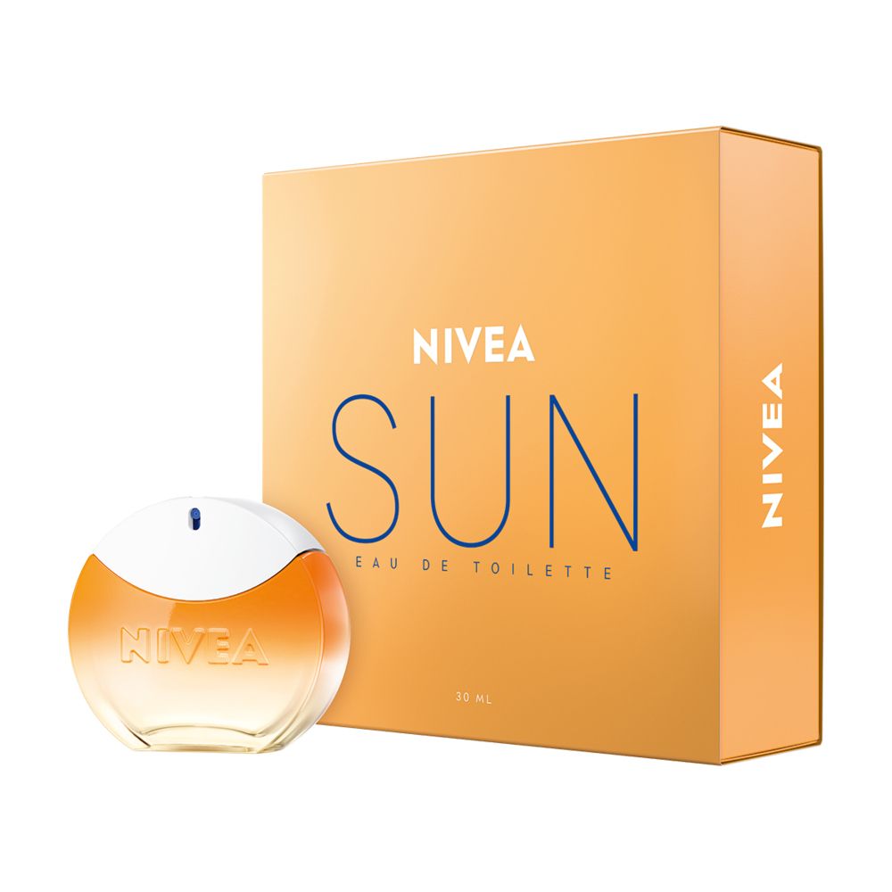 NIVEA SUN Eau de Toilette in runder Glasflasche neben orangefarbener Geschenkbox.