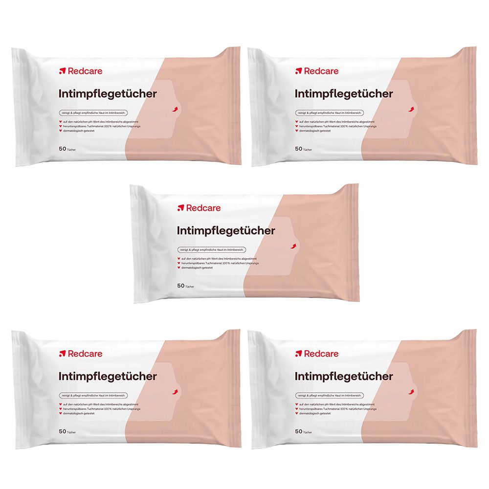 Fünf Packungen Intimpflegetücher. Weiße Verpackung mit roter Schrift und Produktbezeichnung. 50 Tücher pro Packung.