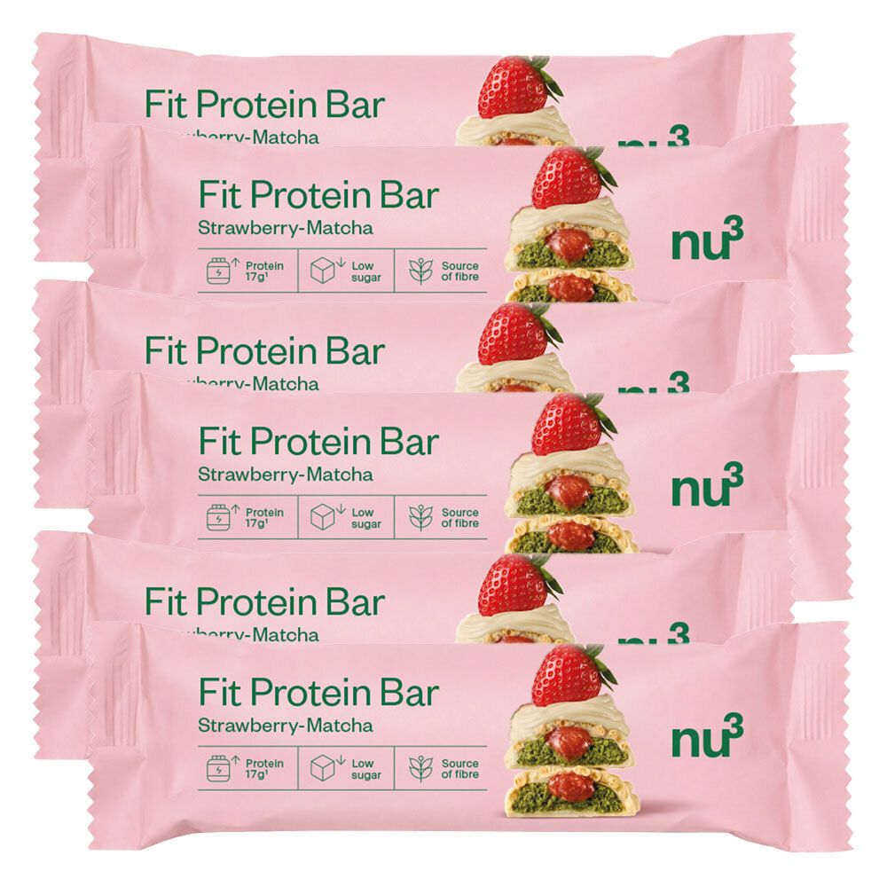 Fünf nu3 Fit Protein Riegel in Erdbeer-Matcha-Geschmack, einzeln verpackt.