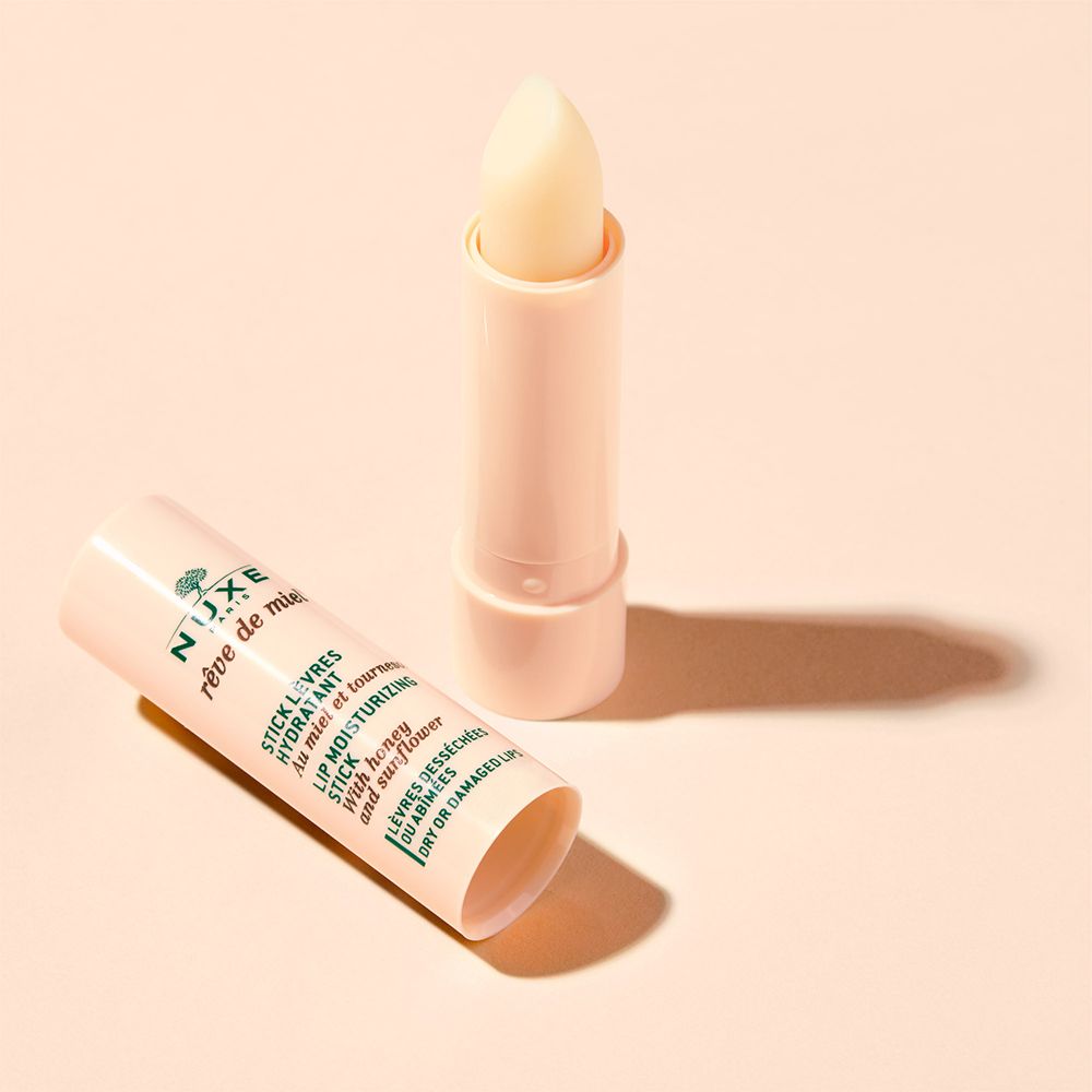 NUXE Rêve de Miel® feuchtigkeitsspendender Lippenpflegestift bei trockenen Lippen
