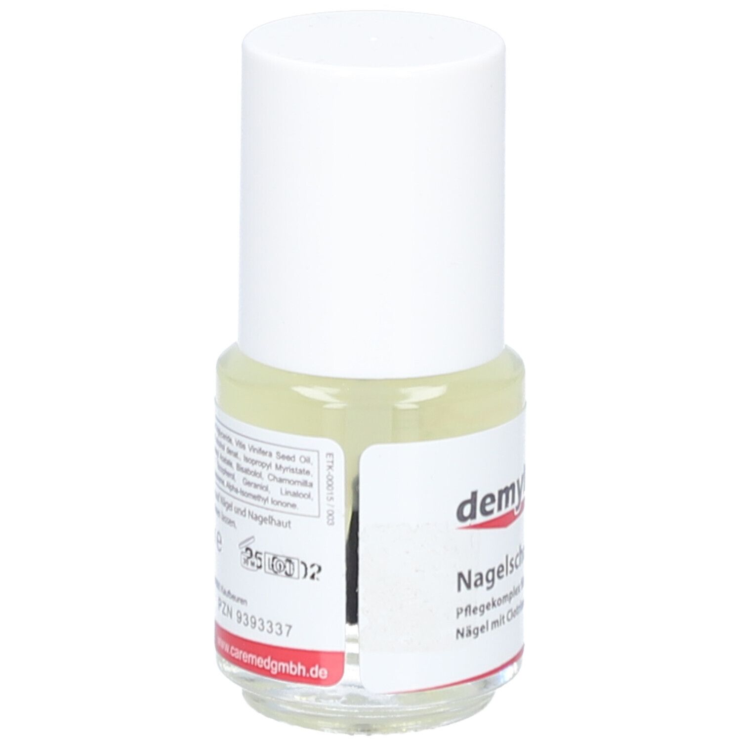 Vue arrière du flacon d'huile pour ongles. Étiquette avec ingrédients et informations du fabricant.