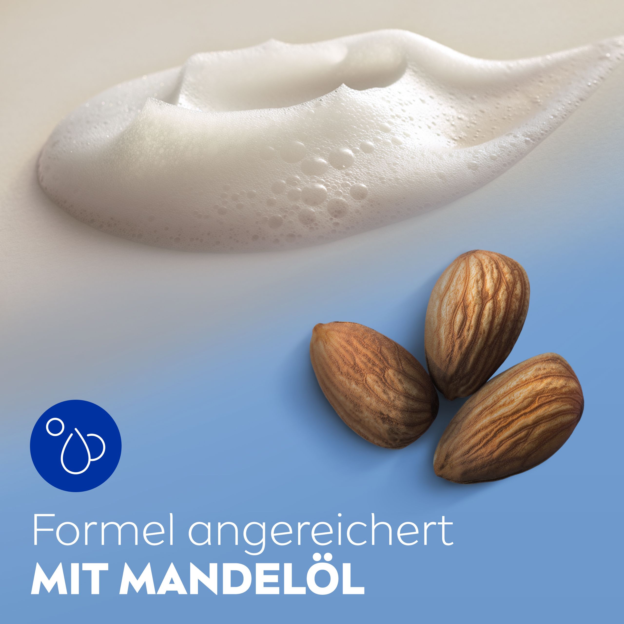 Schaum mit drei Mandeln und dem Text "Formel angereichert MIT MANDELÖL".