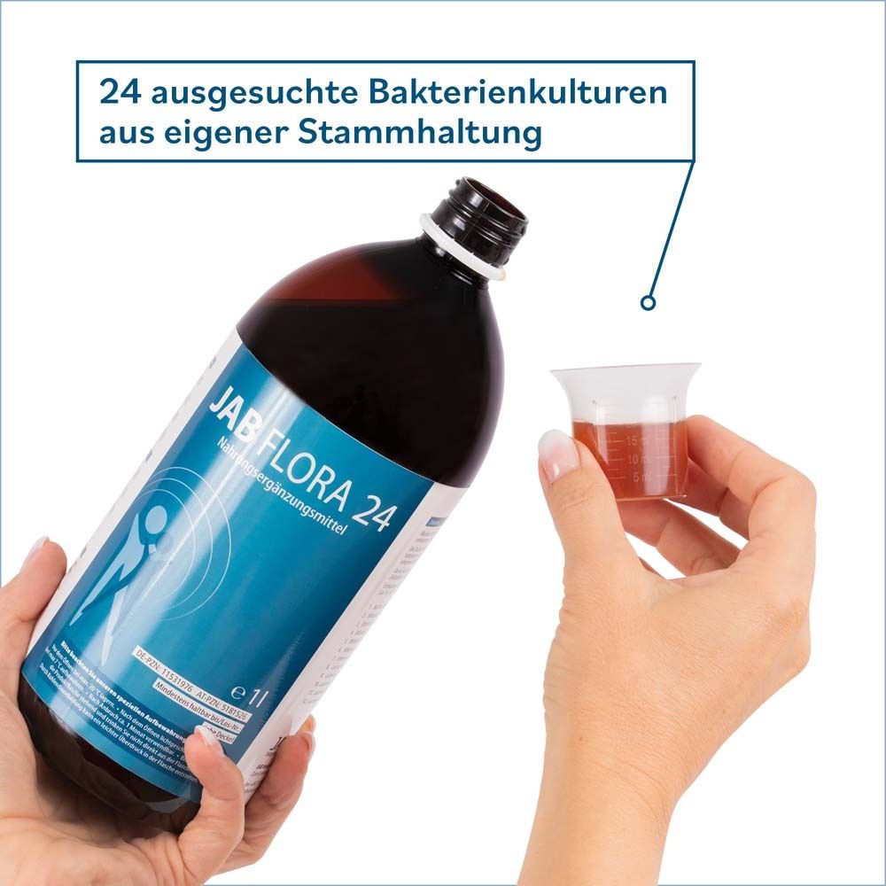 Person hält Flasche JAB FLORA 24 und einen Messbecher. Text: 24 Bakterienkulturen. 1l.