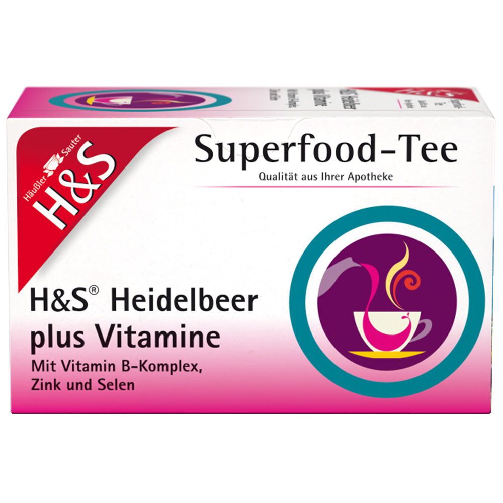 Verpackung von H&S Superfood-Tee Heidelbeer plus Vitamine. Weiß, rosa und rot. Text: Superfood-Tee, H&S Heidelbeer plus Vitamine, Mit Vitamin B-Komplex, Zink und Selen.