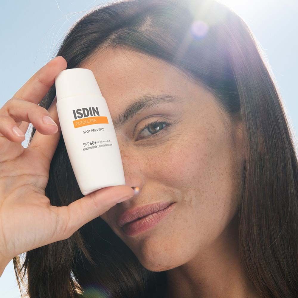 ISDIN FOTOULTRA Spot Prevent Sonnencreme LSF 50+ zur Vorbeugung von Pigmentflecken