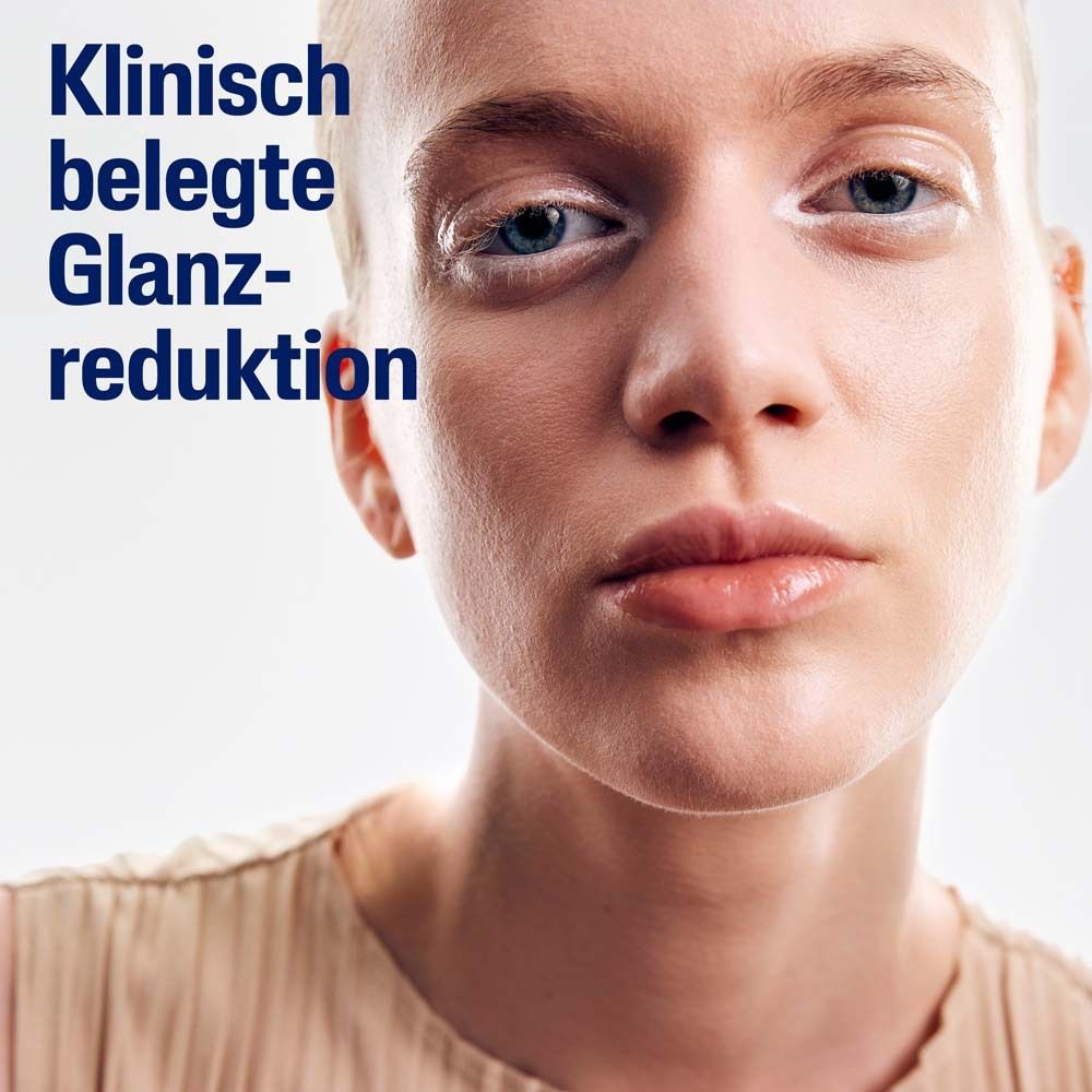 Porträt einer Frau. Text: Klinisch belegte Glanzreduktion.