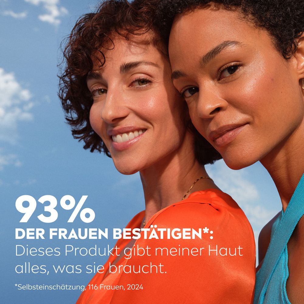 Deux femmes sourient, 93% confirment l'efficacité du produit.