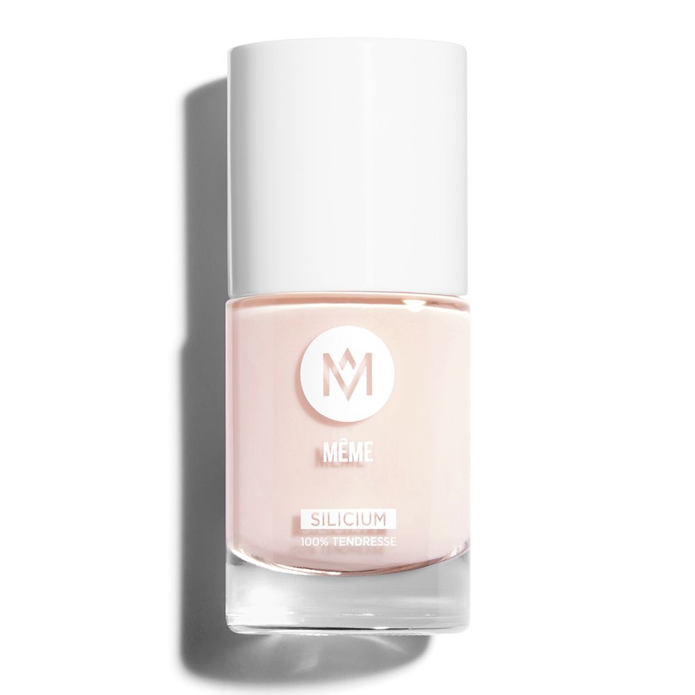 Nagellackflasche mit weißem Deckel. Aufschrift: MÊME, SILICIUM, 100% Tendresse. Rosa Nagellack.