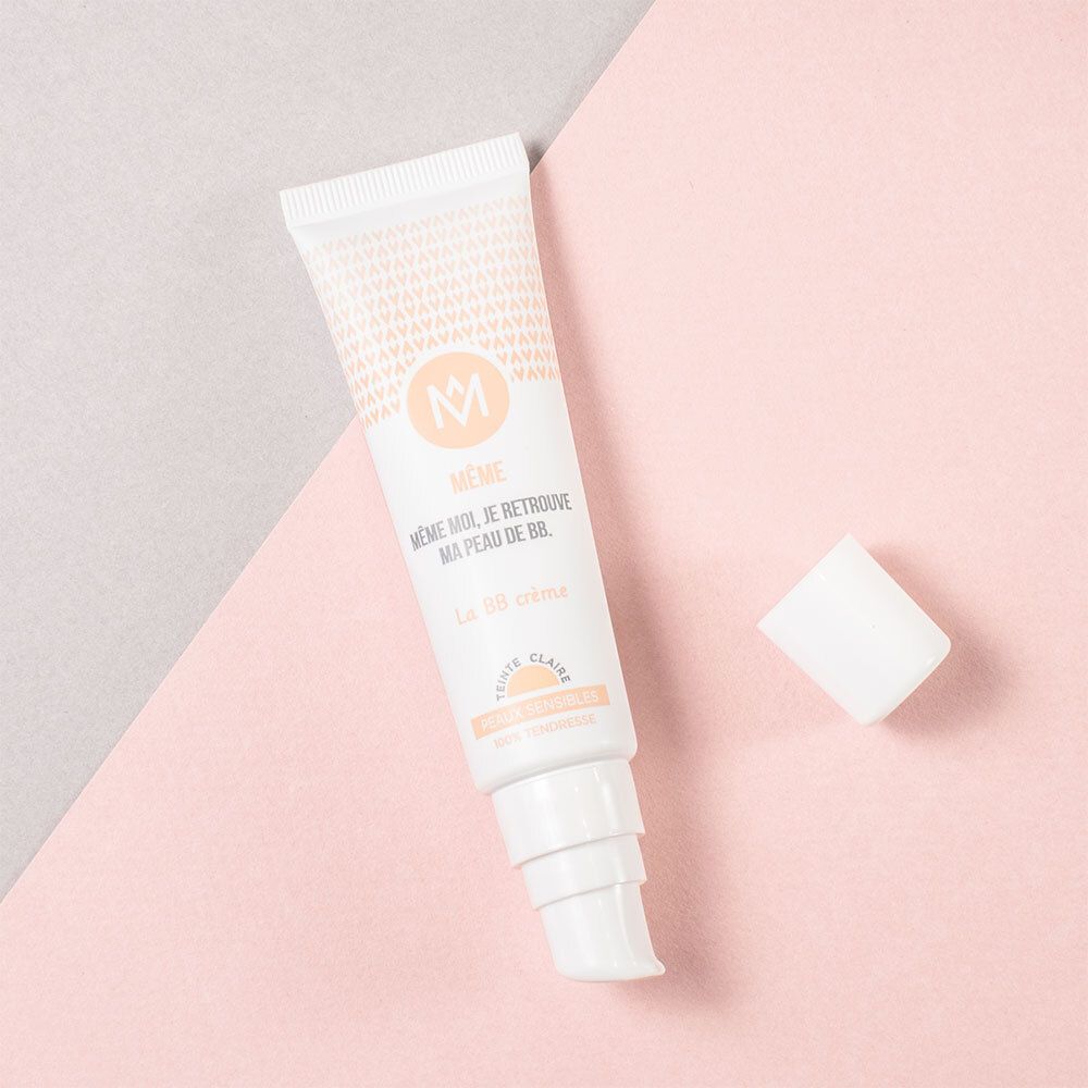 MÊME BB-Crème Medium. Tube avec bouchon ouvert. Teinte Medium. Pour peaux sensibles.