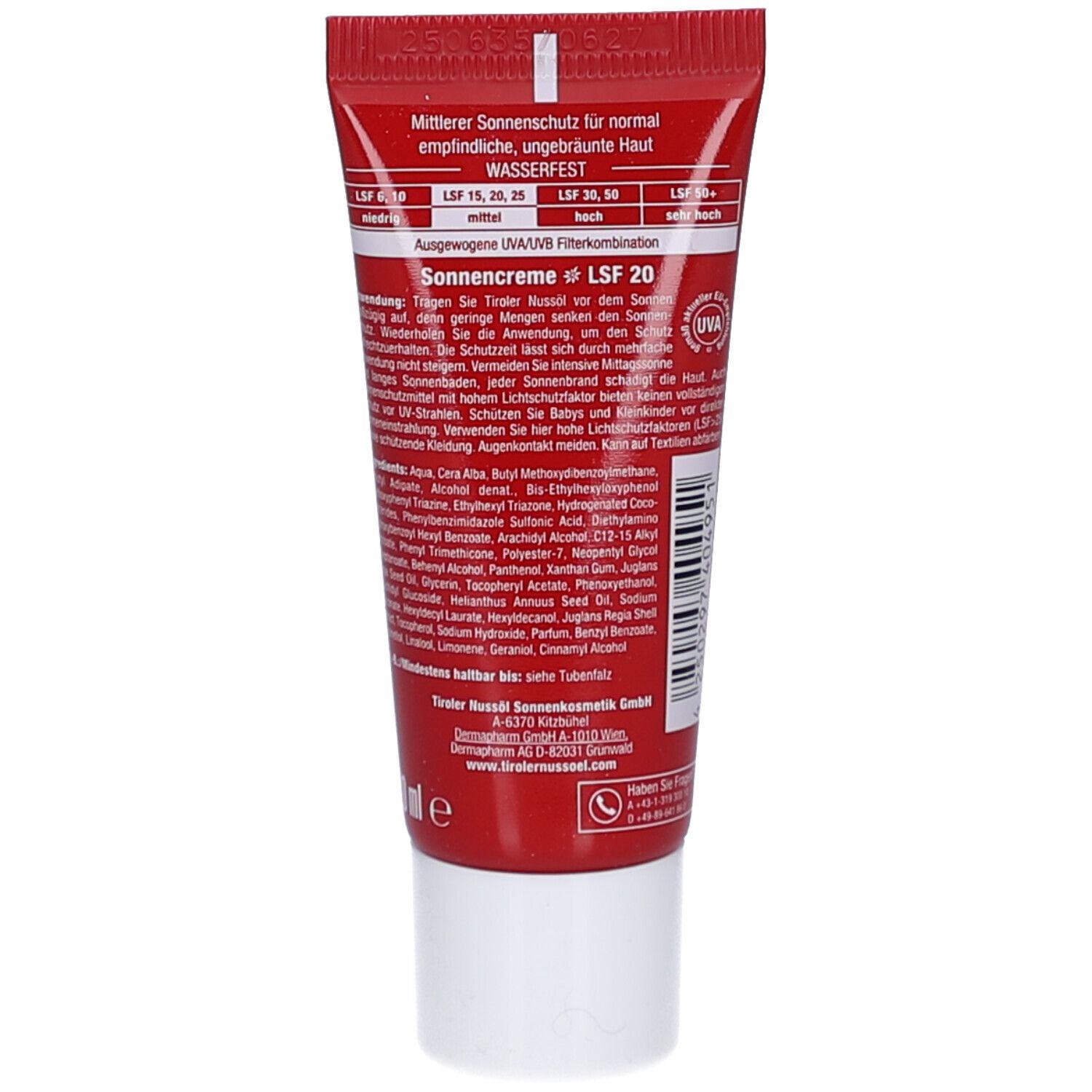 Rückseite der roten Tube. Text: Mittlerer Sonnenschutz, wasserfest. Inhaltsstoffe und Herstellerinformationen.