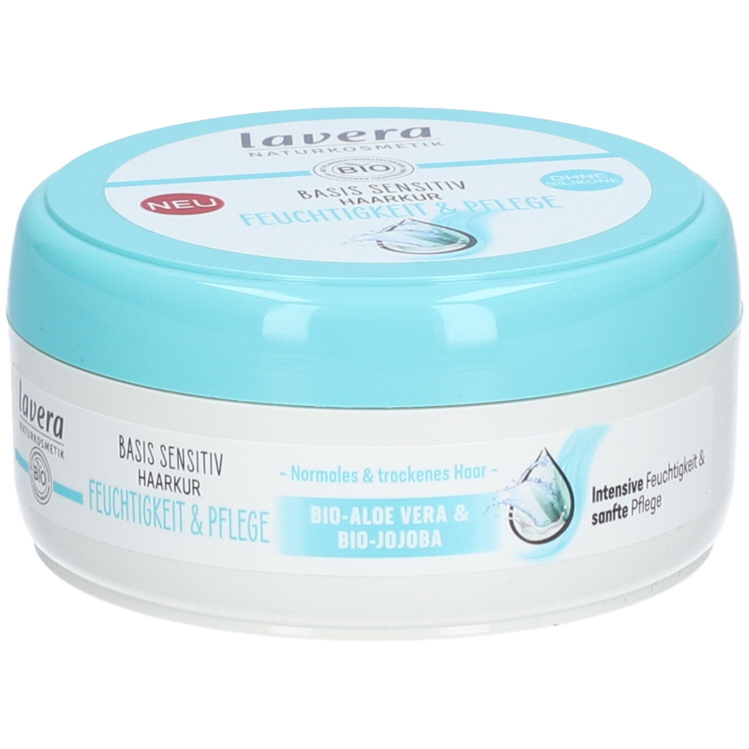 Runde Dose mit blauem Deckel. Aufschrift: lavera, Basis Sensitiv Haarkur Feuchtigkeit & Pflege. BIO-Aloe Vera & BIO-Jojoba.