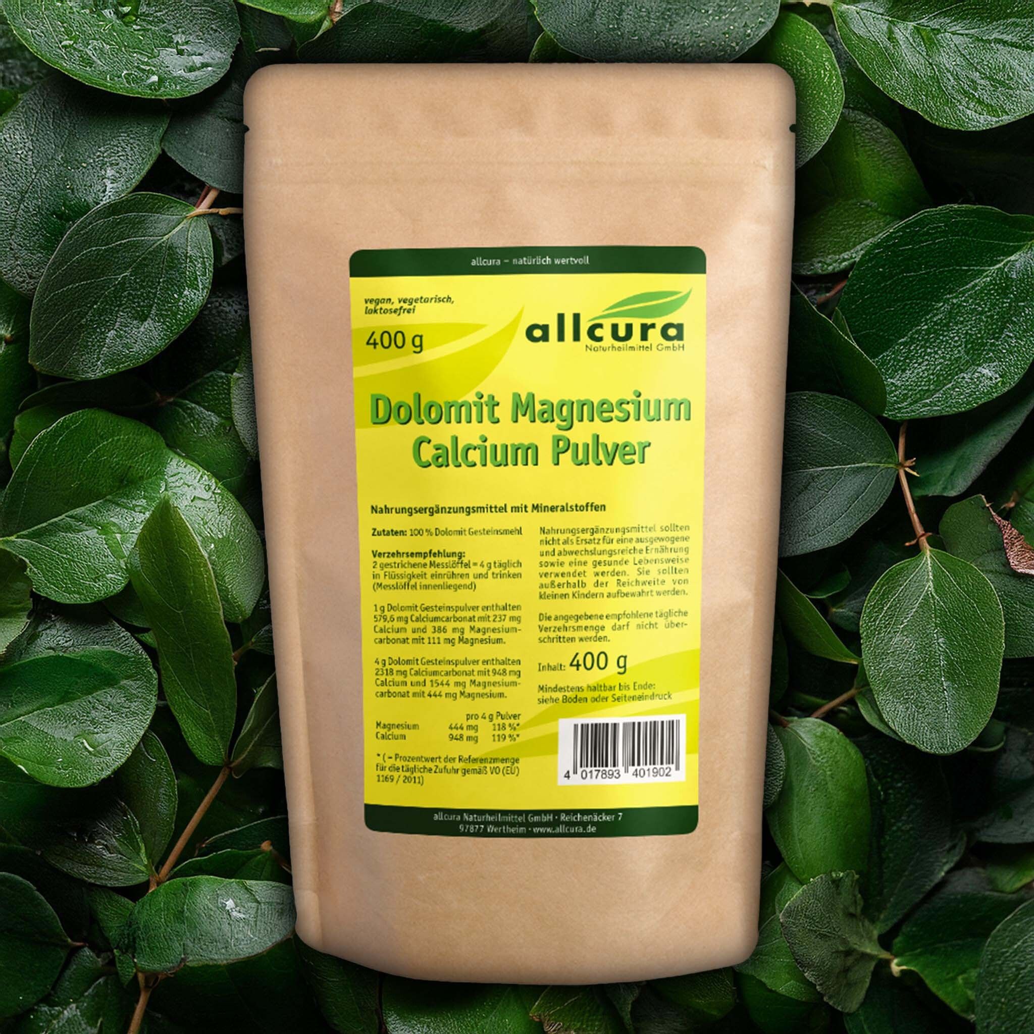 Emballage du produit "allcura Dolomit Magnesium Calcium Pulver" sur fond vert. 400g.