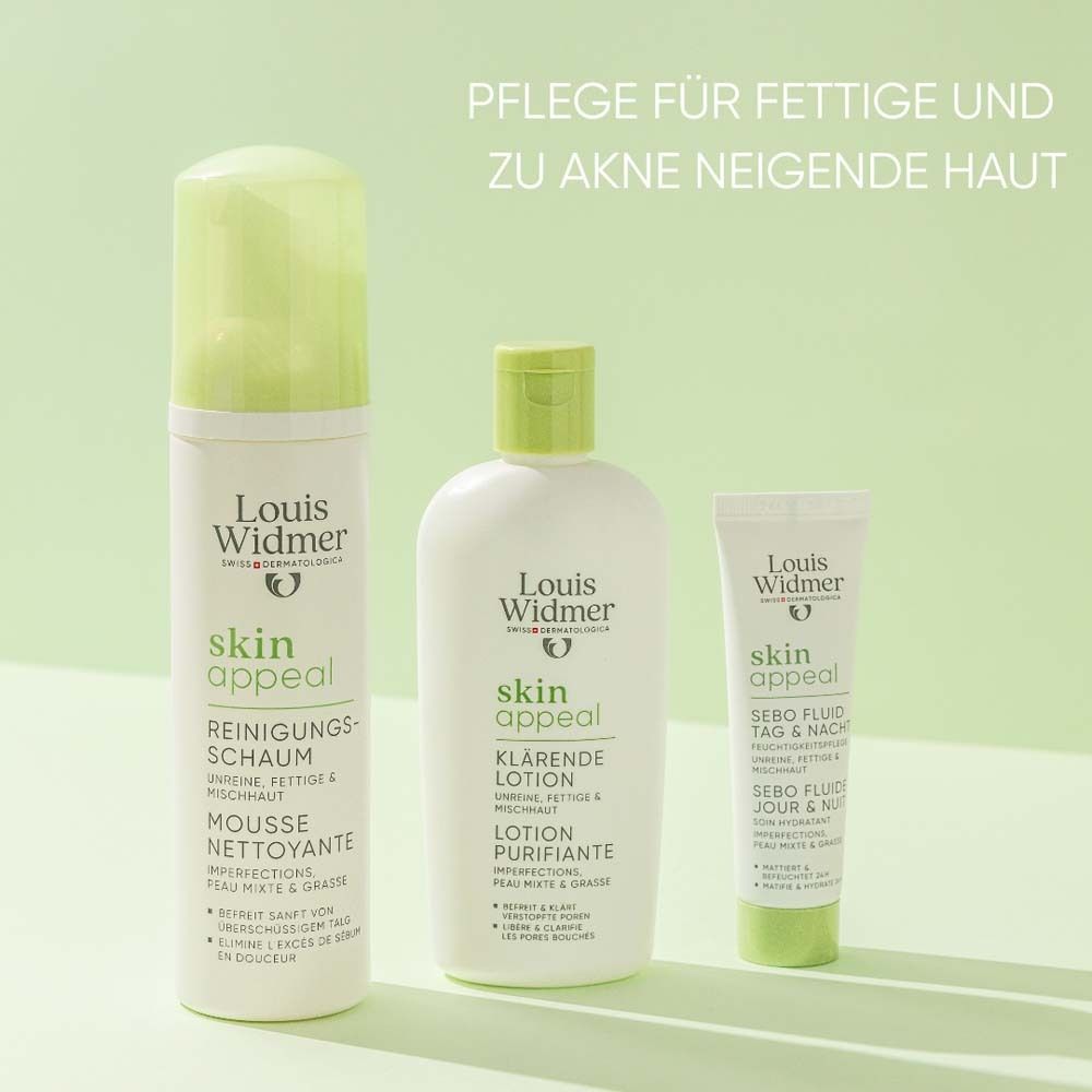 Drei Produkte: Reinigungs-Schaum, Klärende Lotion, und Sebo Fluid. Aufschrift: Louis Widmer, skin appeal. Pflege für fettige und zu Akne neigende Haut.