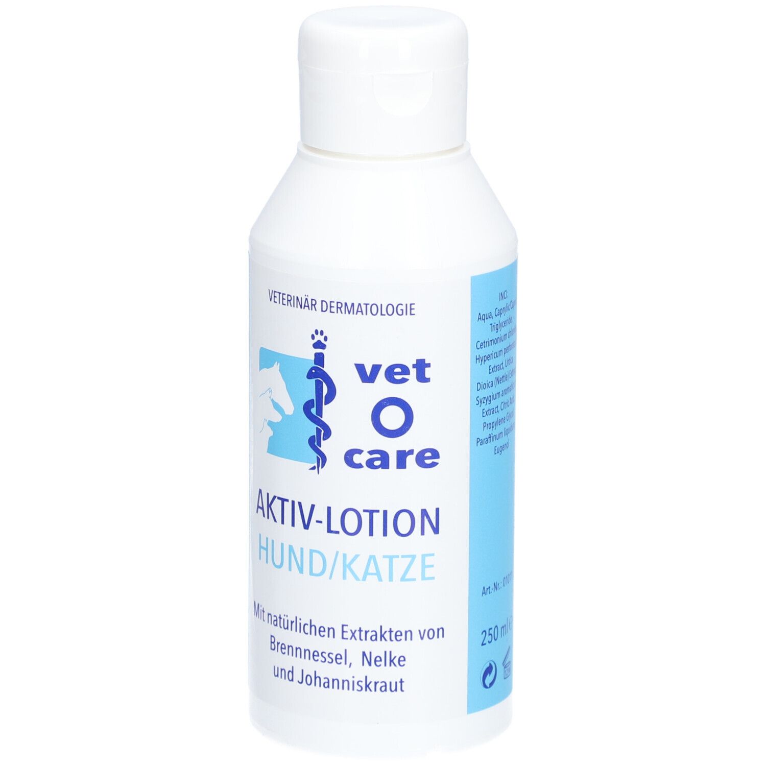 Weiße Flasche mit blauem Etikett. Aufschrift: vet O care Aktiv-Lotion Hund/Katze. Mit Logo und Text. 250 ml.