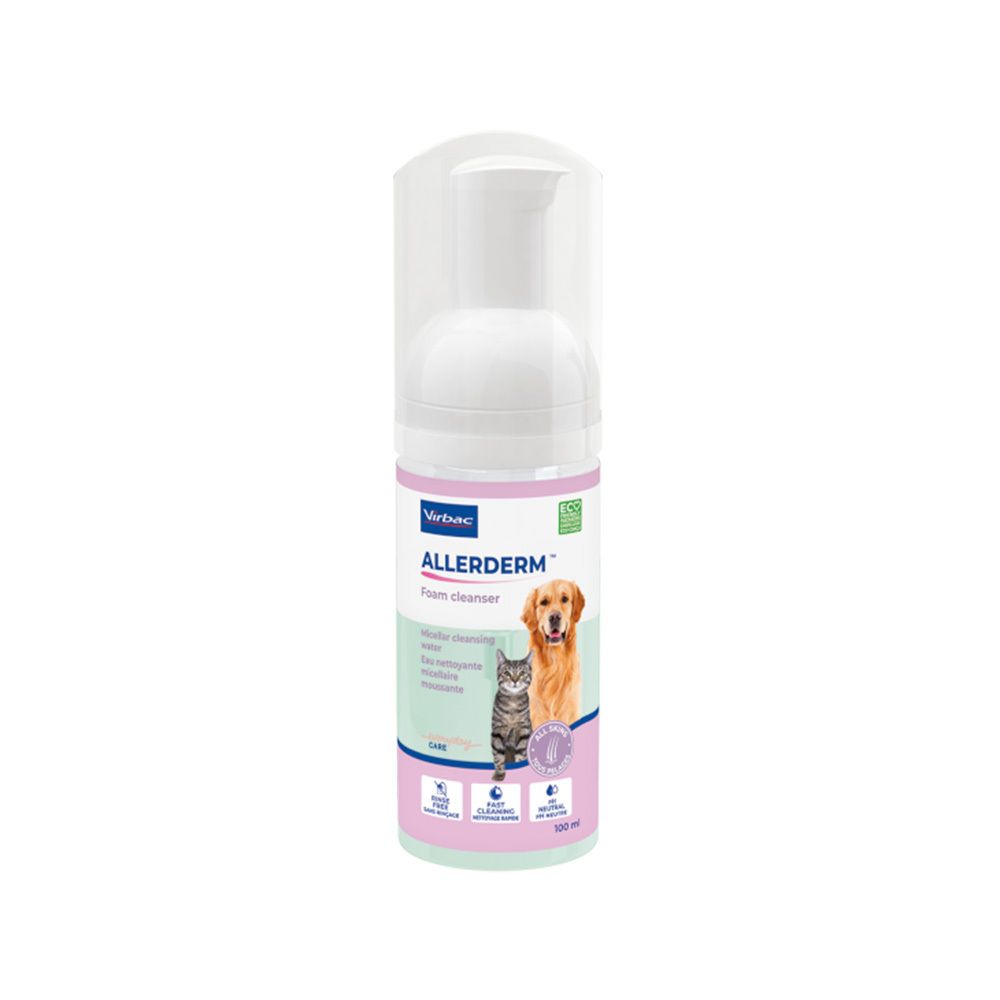 Mousse nettoyante Allerderm pour chiens et chats. Flacon avec pompe. Inscription du nom du produit, chat et chien.