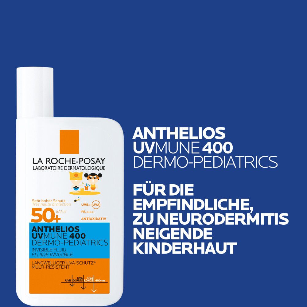 Flacon blanc avec étiquette orange. Texte: Anthelios UVMUNE 400 Dermo-Pediatrics pour peaux sensibles à tendance atopique.
