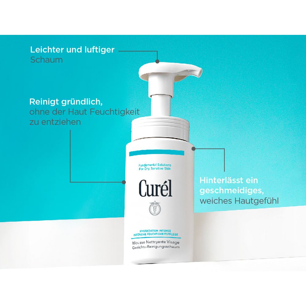 Distributeur blanc avec accent bleu. Texte : Curél, Mousse Nettoyante Visage. Mousse légère et aérée.