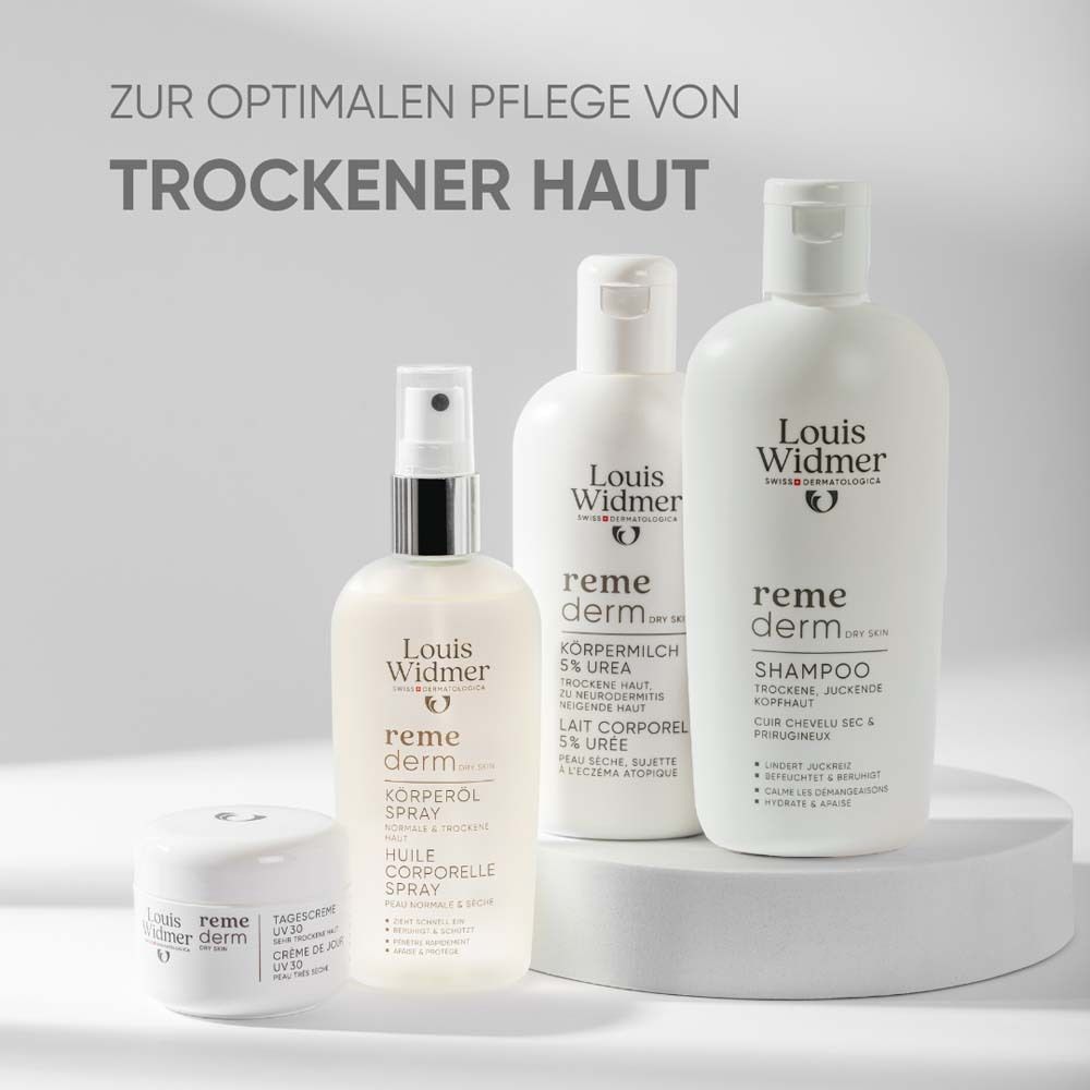 Verschiedene Louis Widmer remederm Produkte. Shampoo, Körperlotion, Körperspray und Creme. Text: Für trockene Haut.