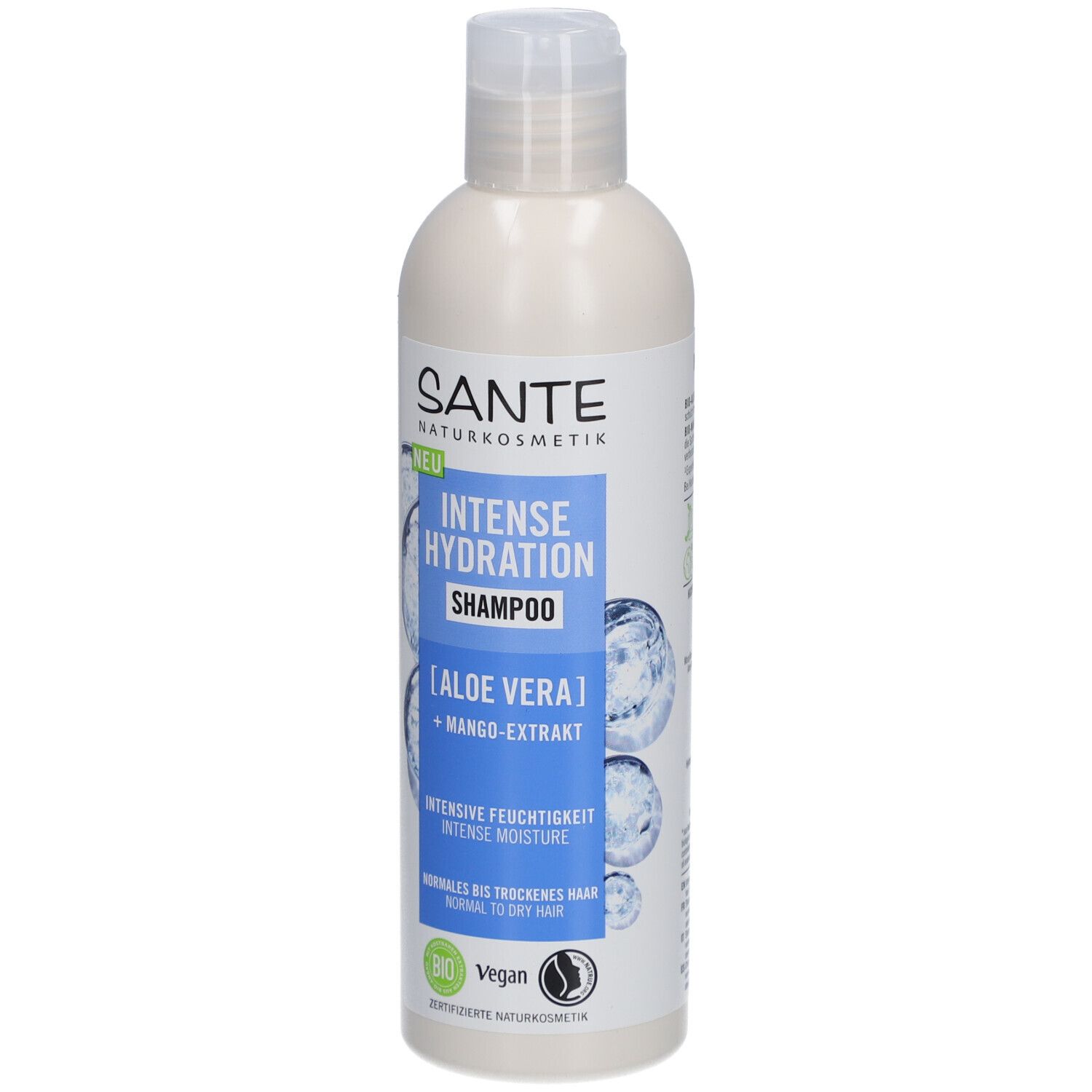 Shampoo SANTE INTENSE HYDRATION. Bouteille blanche avec étiquette bleue. Contient de l'aloe vera et de l'extrait de mangue. Pour cheveux normaux à secs.