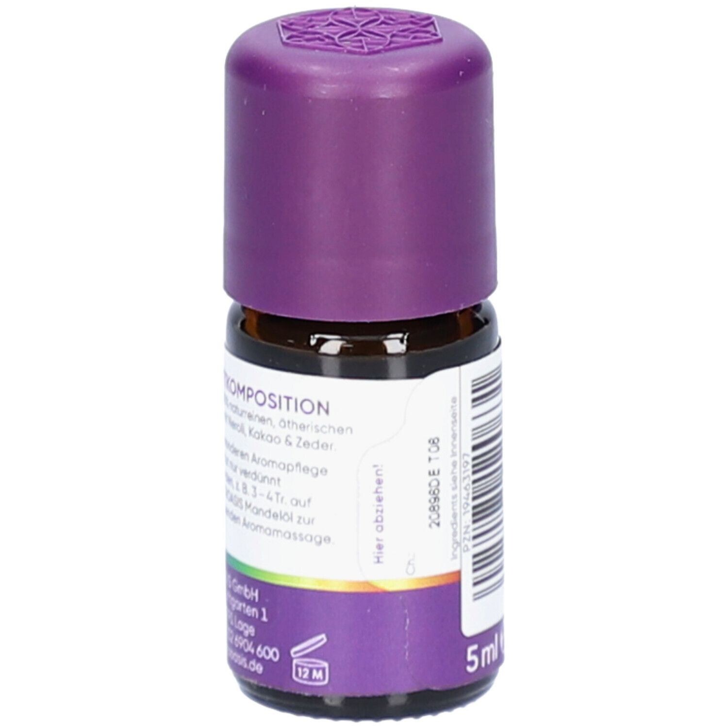 Flacon en verre brun avec bouchon violet. Étiquette avec texte: Composition parfumée, ingrédients, 5 ml e. Inscription TAOASIS.