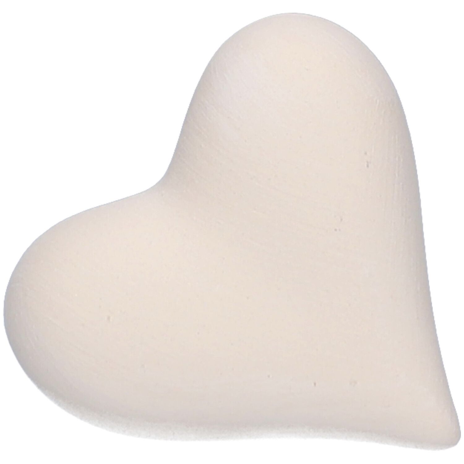 Herzförmiger, cremefarbener Stein. Glatte Oberfläche, abgerundete Form. Wellness-Produkt.