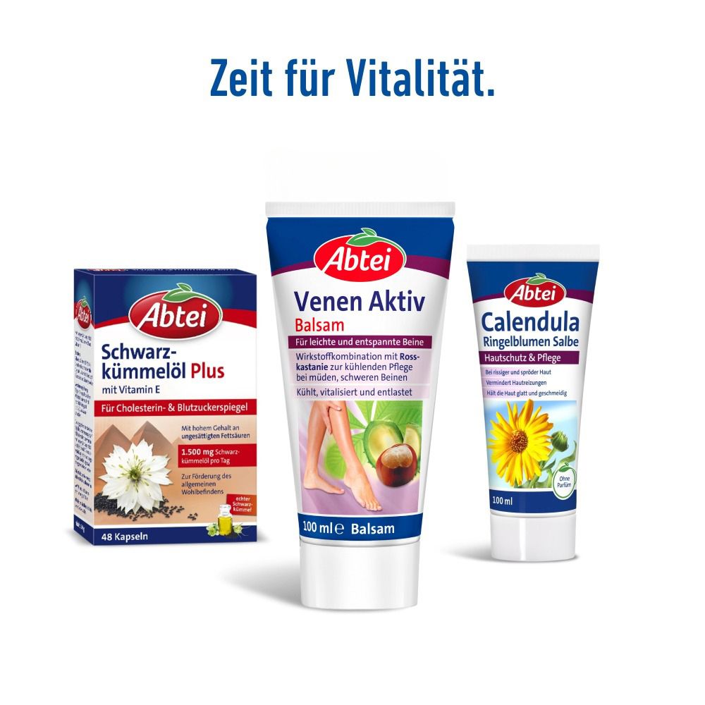 Trois produits. Abtei Schwarz-kümmelöl Plus, Abtei Venen Aktiv Balsam, Abtei Calendula Ringelblumensalbe.