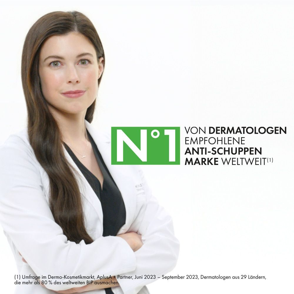 Frau mit weißem Kittel. Text: Nr. 1 von Dermatologen empfohlene Anti-Schuppen Marke weltweit.