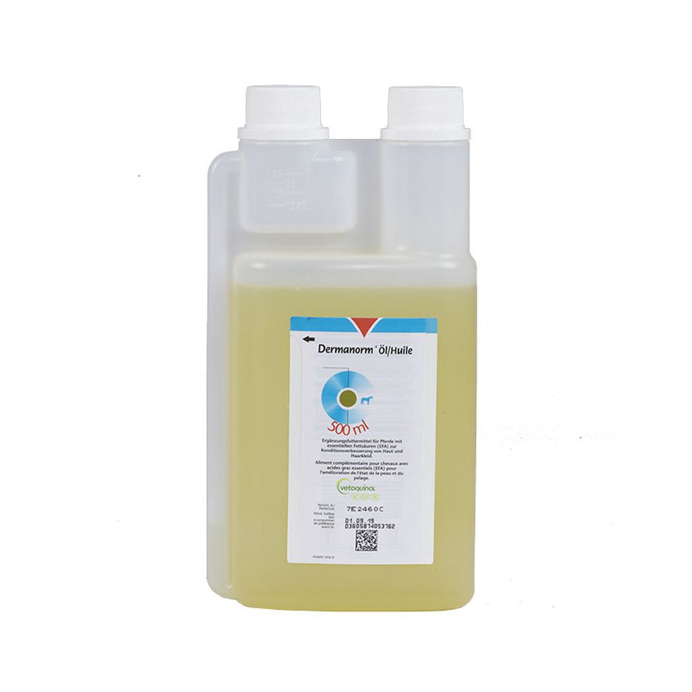 Récipient de liquide jaunâtre. Étiquette avec nom du produit Dermanorm® Öl, volume 500 ml et logo.